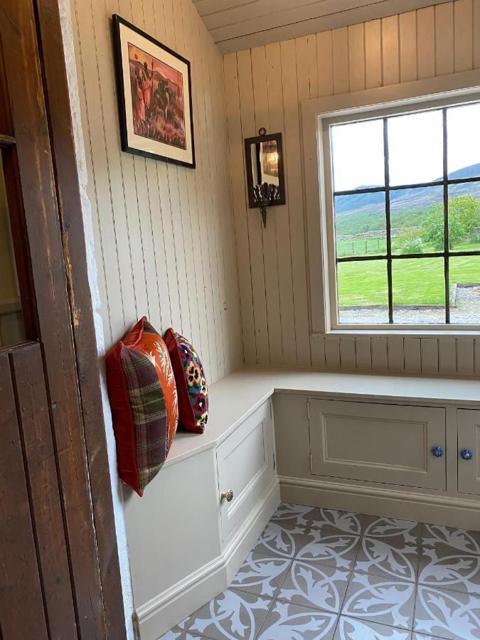 Quirky Highland Cottage With Stunning Views Fearn Lodge Exteriör bild