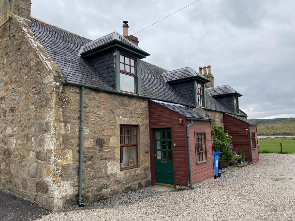 Quirky Highland Cottage With Stunning Views Fearn Lodge Exteriör bild