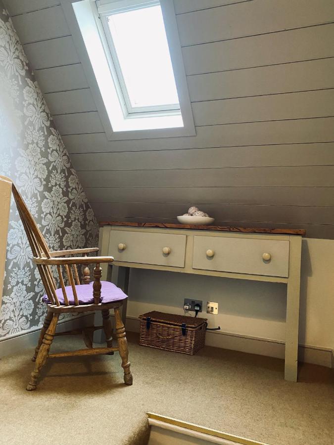 Quirky Highland Cottage With Stunning Views Fearn Lodge Exteriör bild
